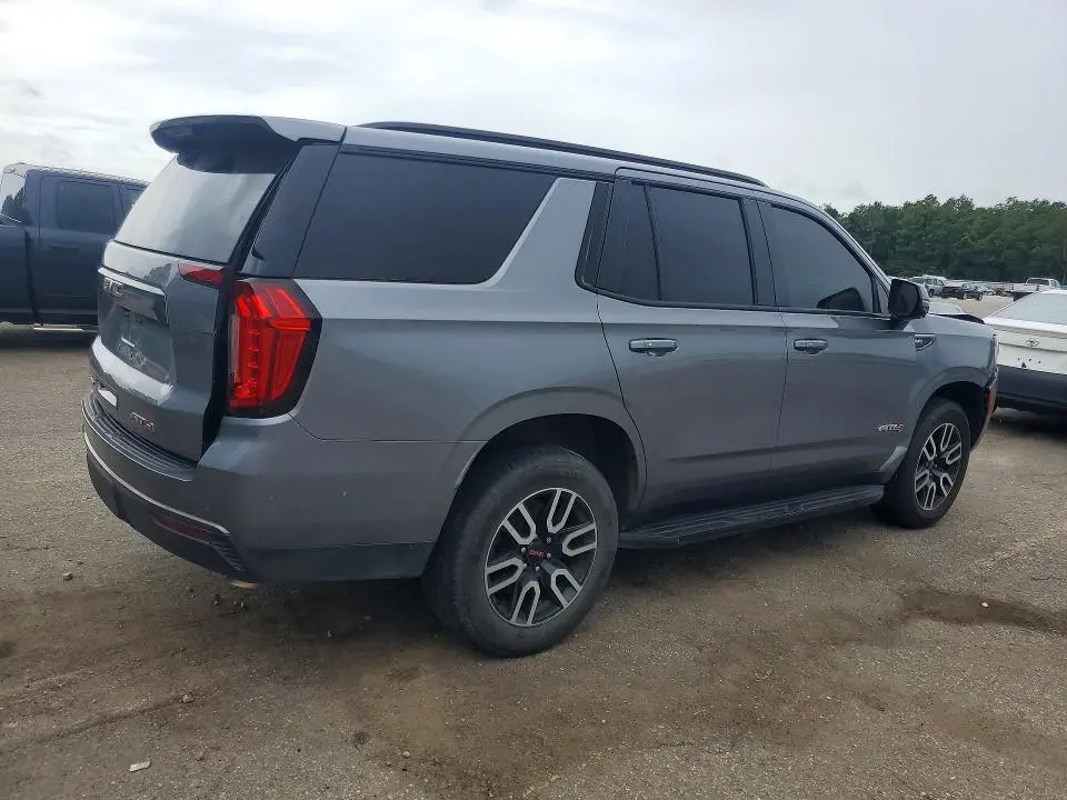 2021 GMC YUKON AT4  