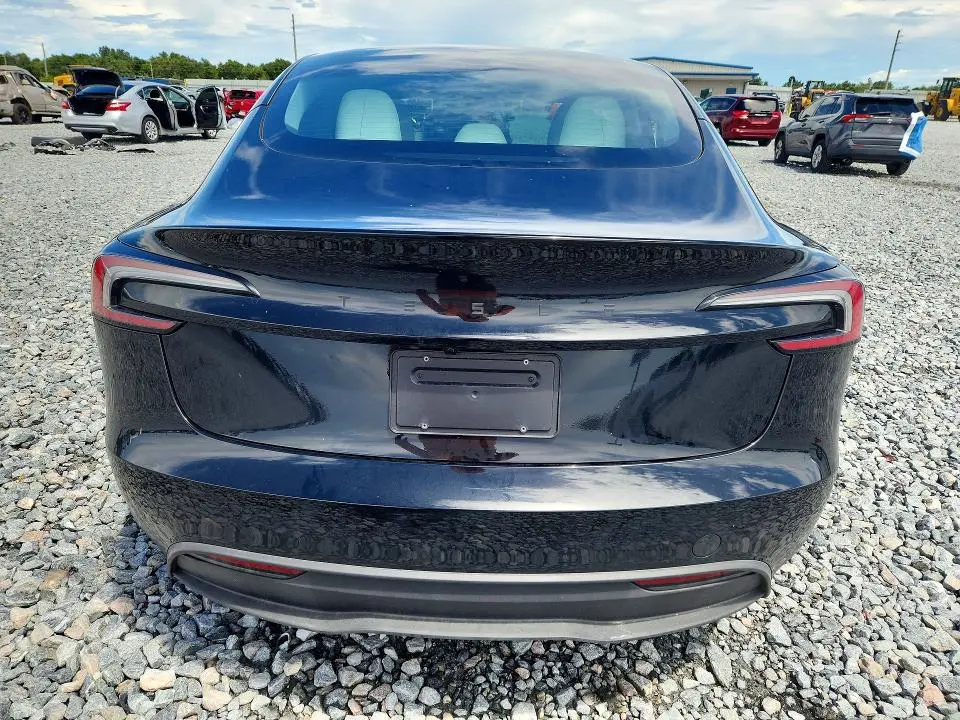 2026 TESLA MODEL 3   