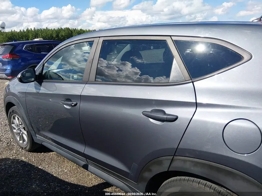 2018 HYUNDAI TUCSON SE