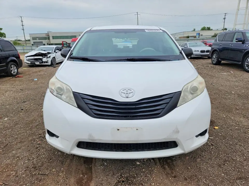 2012 TOYOTA SIENNA BASE 7-PASSENGER  