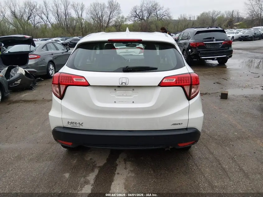 2016 HONDA HR-V LX