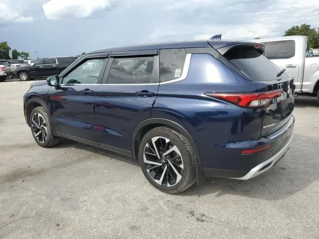 2024 MITSUBISHI OUTLANDER SE