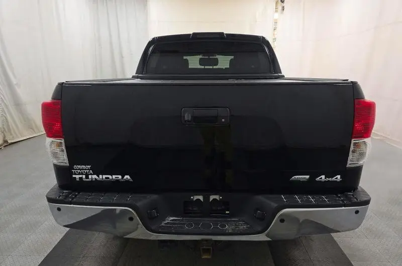 2013 TOYOTA TUNDRA PLATINUM  