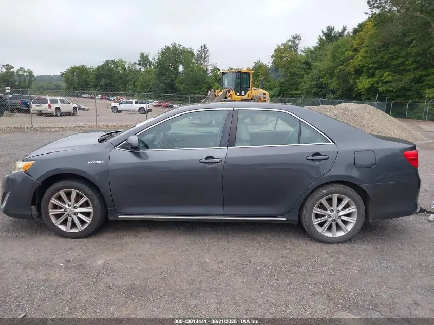2012 TOYOTA CAMRY HYBRID XLE