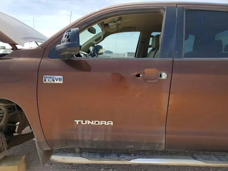 2016 TOYOTA TUNDRA CREWMAX LIMITED  