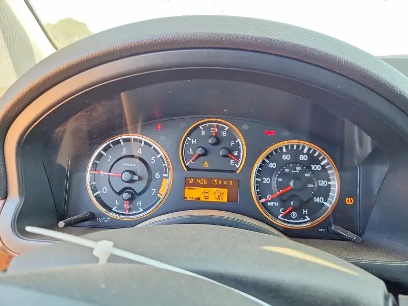 2015 NISSAN ARMADA SL  