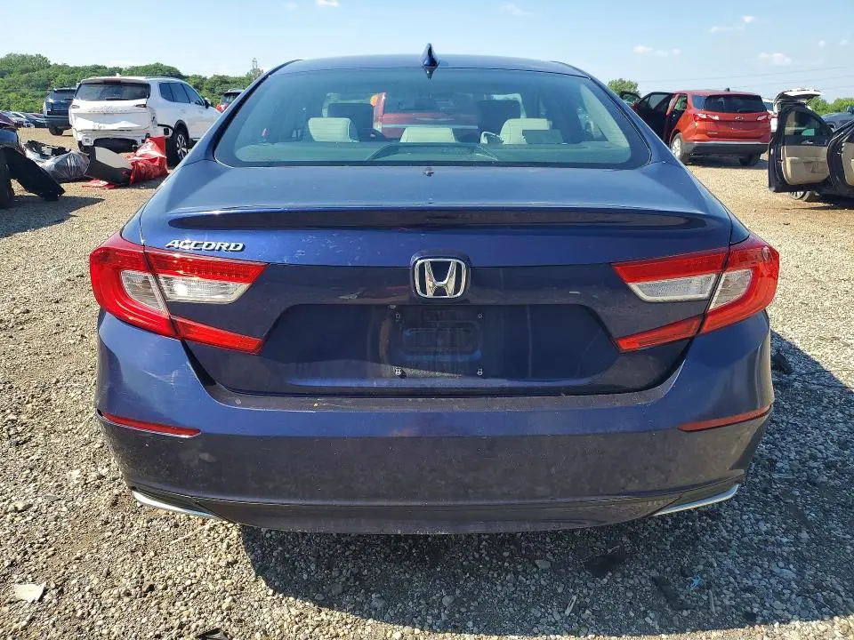 2018 HONDA ACCORD LX  