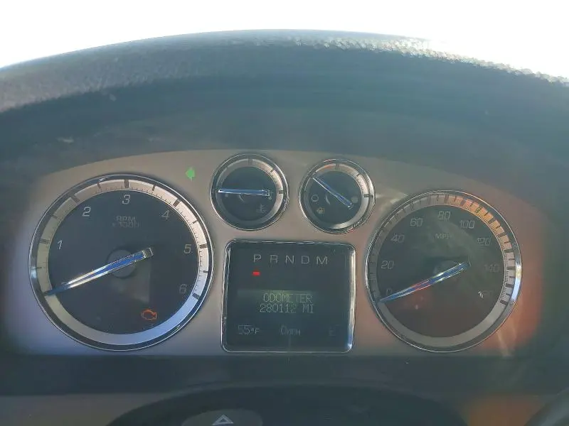 2010 CADILLAC ESCALADE LUXURY  