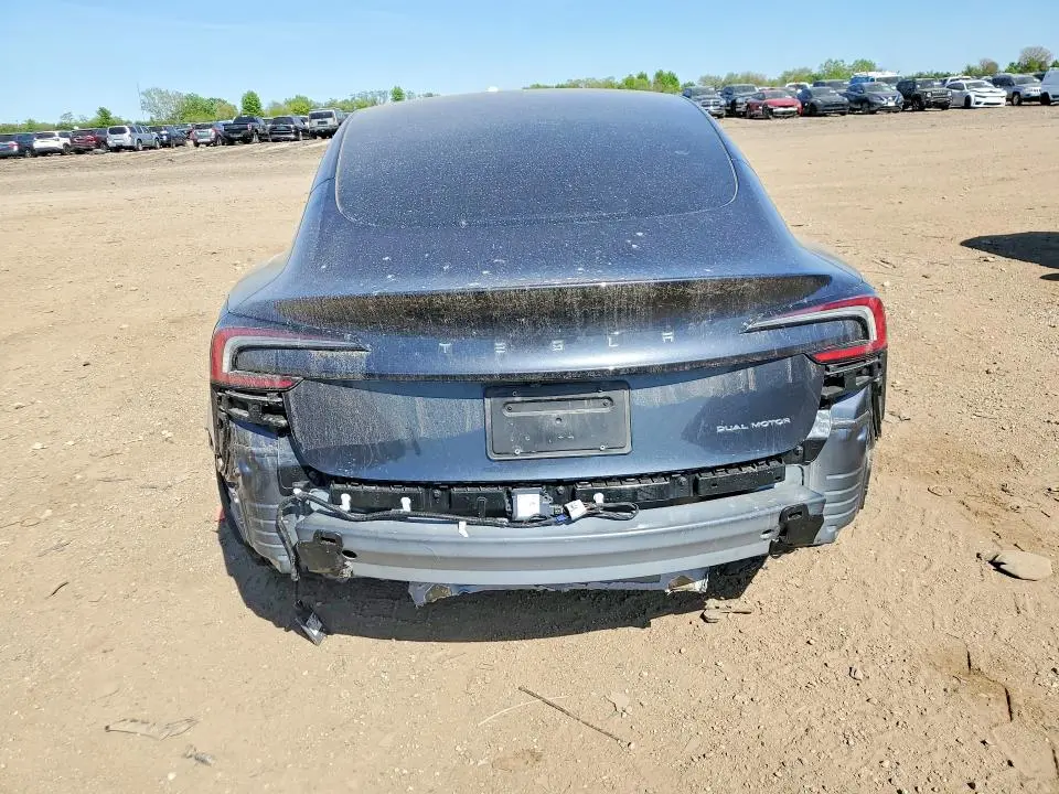 2025 TESLA MODEL 3   