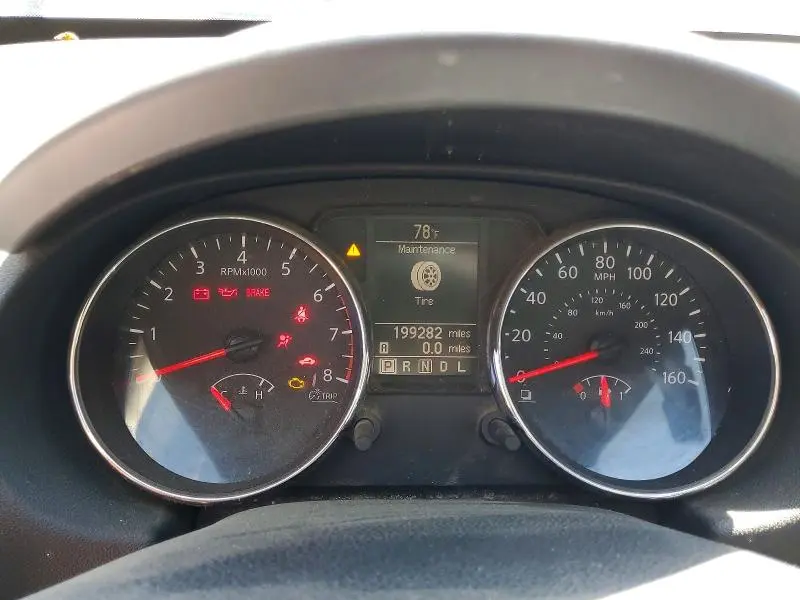 2013 NISSAN ROGUE S  