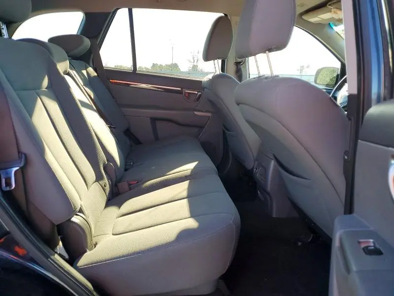 2012 HYUNDAI SANTA FE GLS  