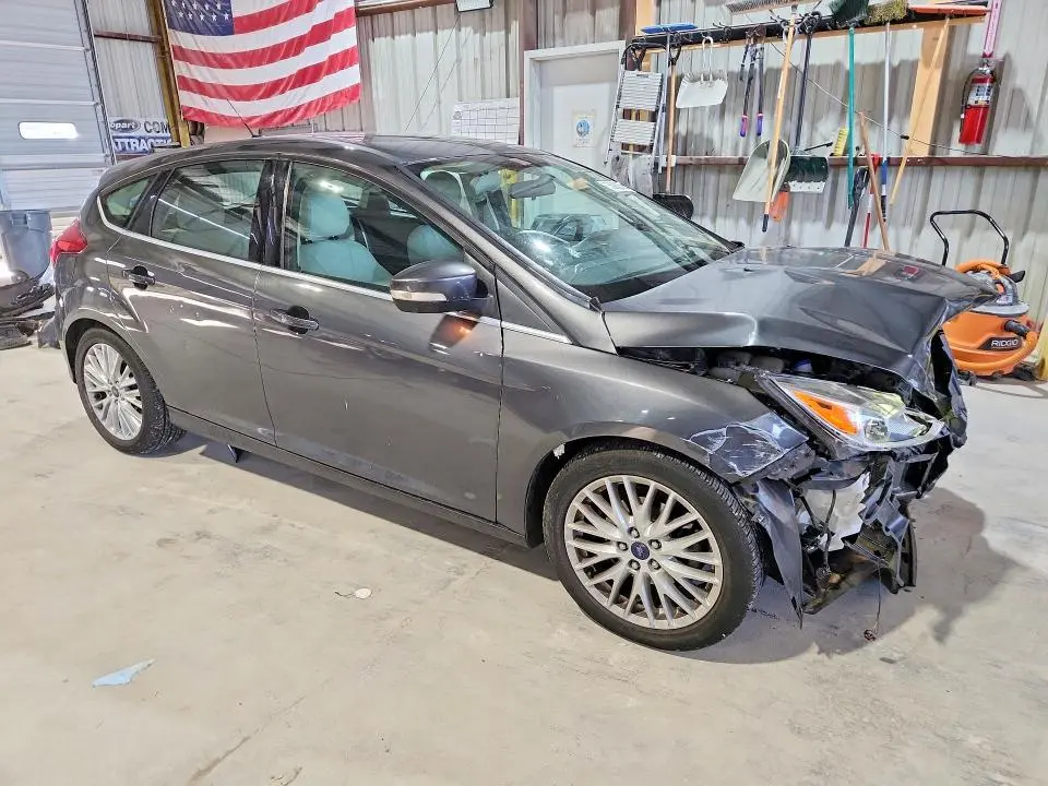 2018 FORD FOCUS TITANIUM  
