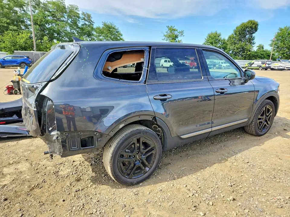 2023 KIA TELLURIDE EX X-LINE  