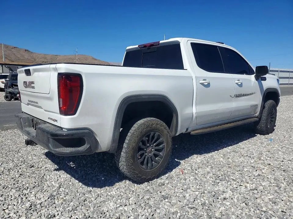 2023 GMC SIERRA K1500 AT4X  