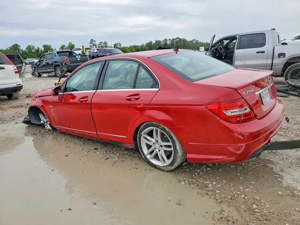2013 MERCEDES-BENZ C 250  