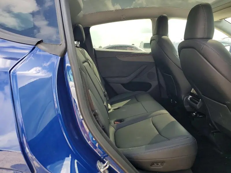 2026 TESLA MODEL Y   
