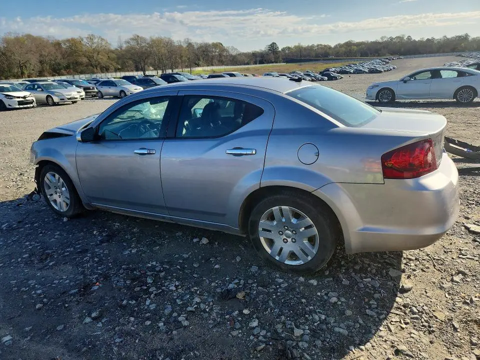 2013 DODGE AVENGER SE  