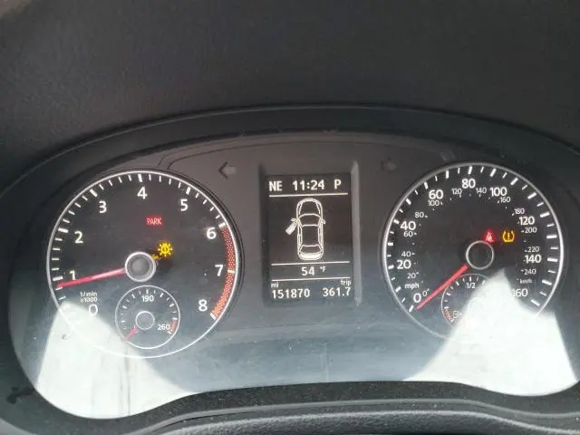 2013 VOLKSWAGEN PASSAT SE  