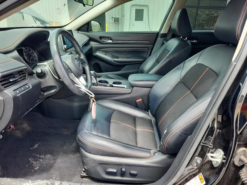 2021 NISSAN ALTIMA SR  