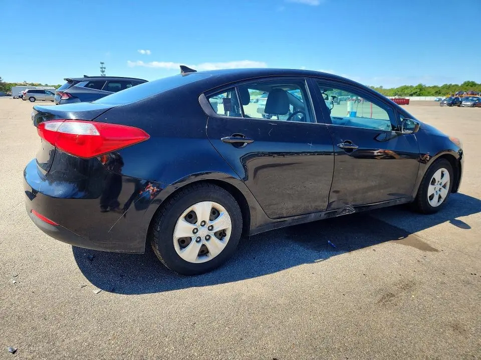 2015 KIA FORTE LX  