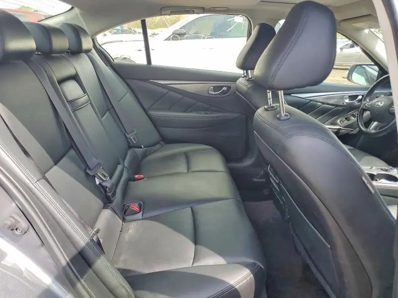 2015 INFINITI Q50 PREMIUM  