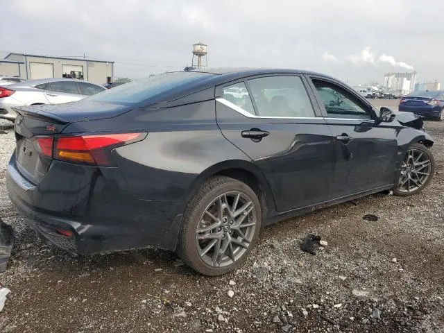 2023 NISSAN ALTIMA SR  