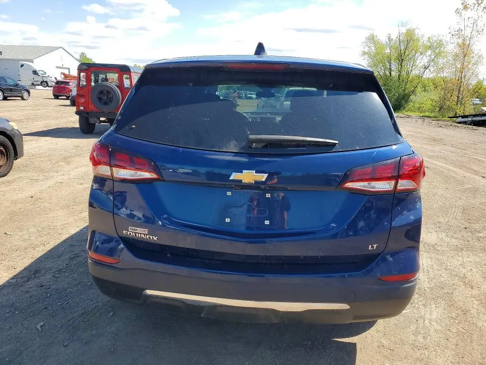 2022 CHEVROLET EQUINOX LT  