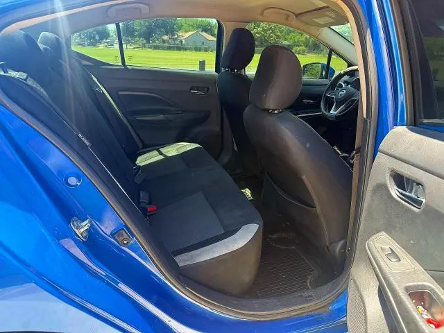 2020 NISSAN VERSA SV  