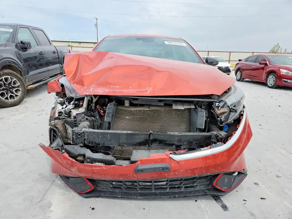 2022 KIA FORTE GT LINE  