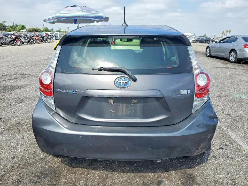 2014 TOYOTA PRIUS C THREE  