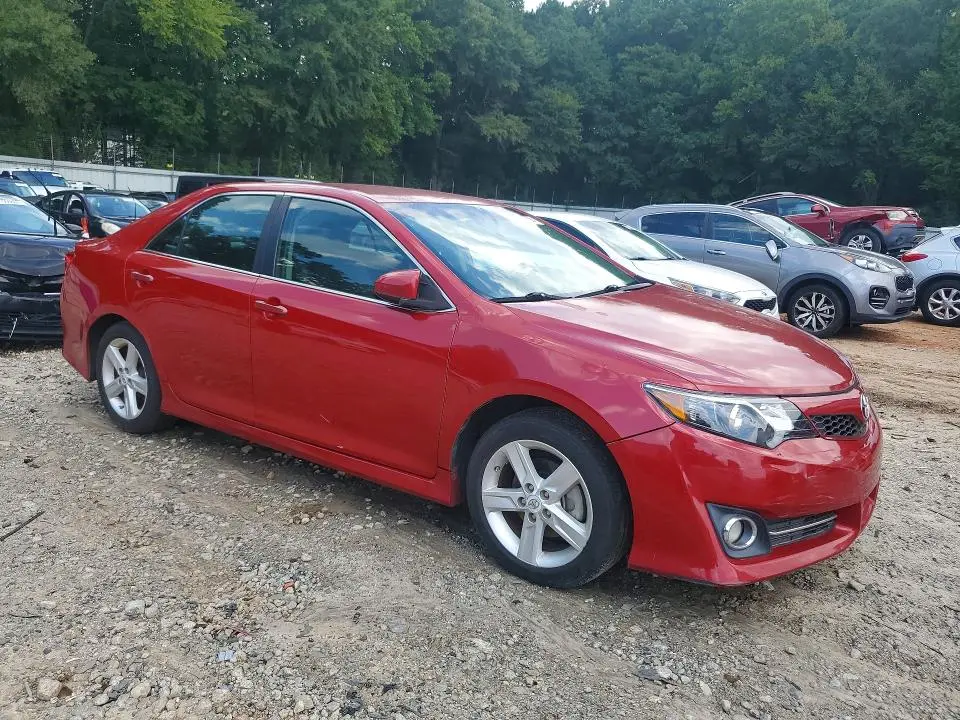 2012 TOYOTA CAMRY SE  