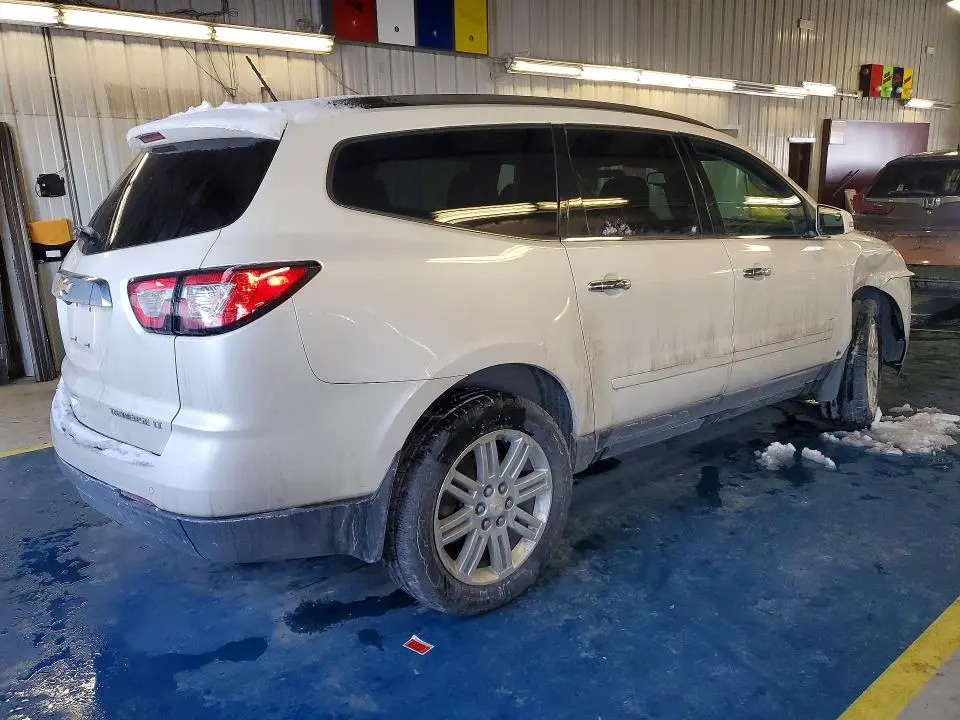 2014 CHEVROLET TRAVERSE LT  