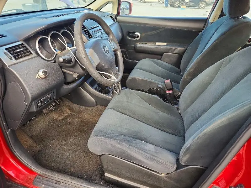 2010 NISSAN VERSA 1.8 S  