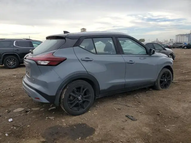 2021 NISSAN KICKS SV  