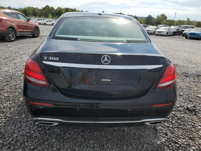 2017 MERCEDES-BENZ E 300  