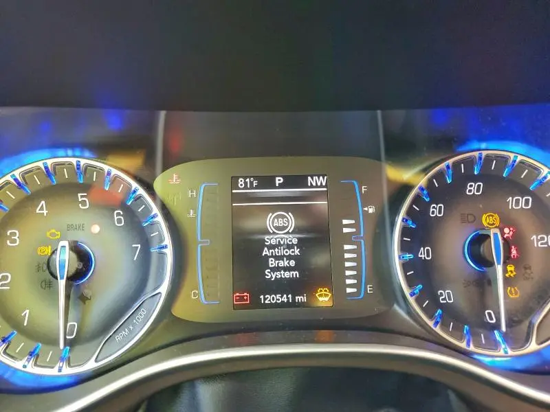 2019 CHRYSLER PACIFICA LX  