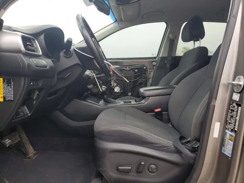 2016 KIA SORENTO LX  