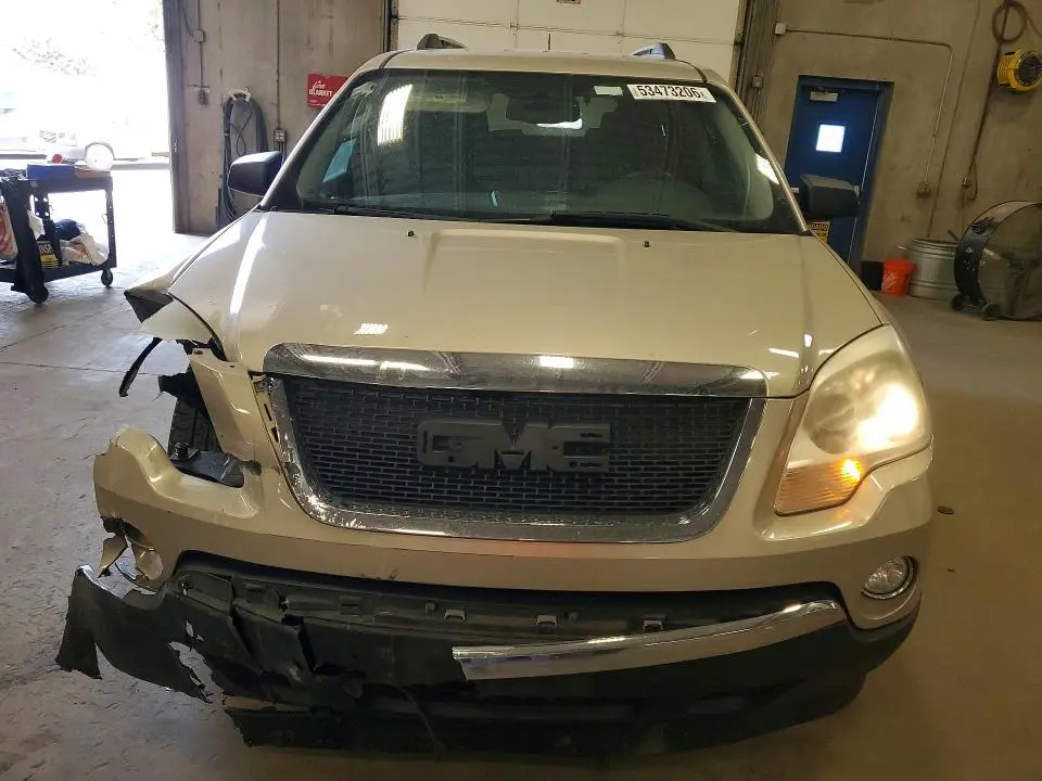 2011 GMC ACADIA SLE  