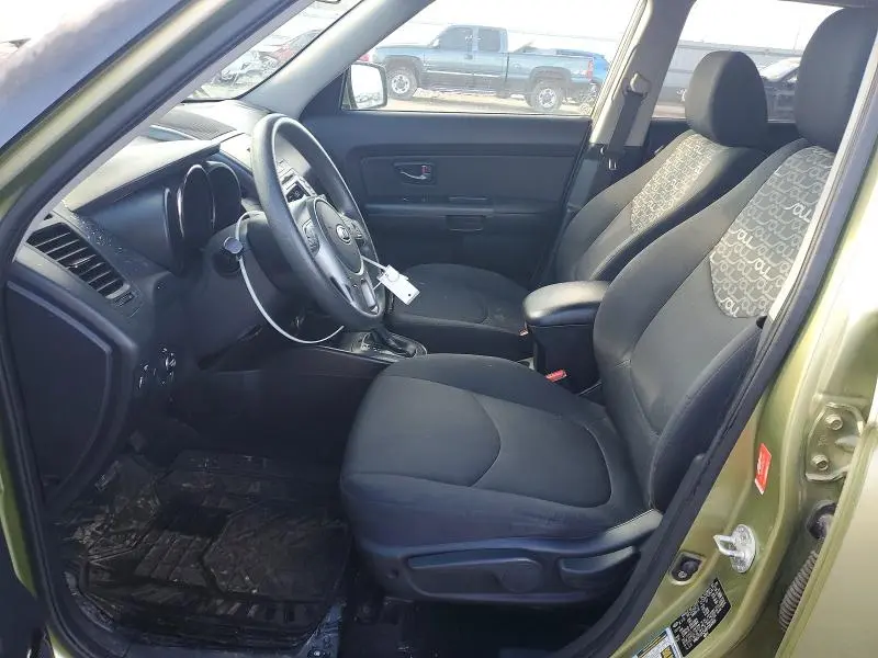 2011 KIA SOUL +  