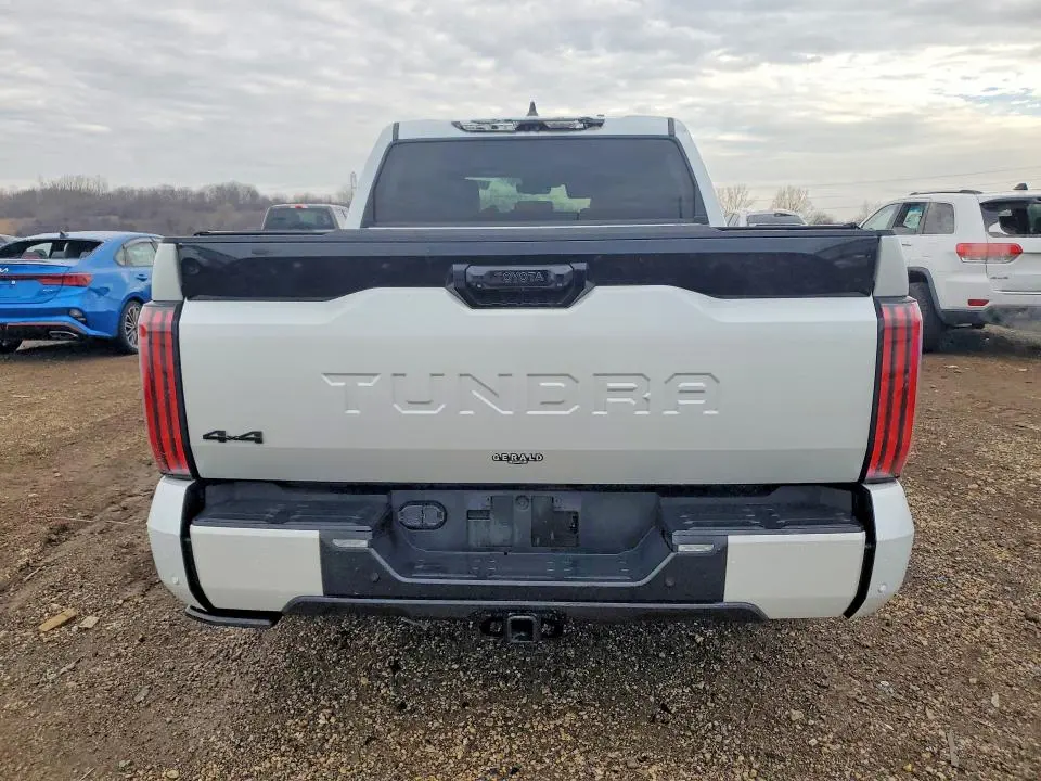 2023 TOYOTA TUNDRA PLATINUM HV  
