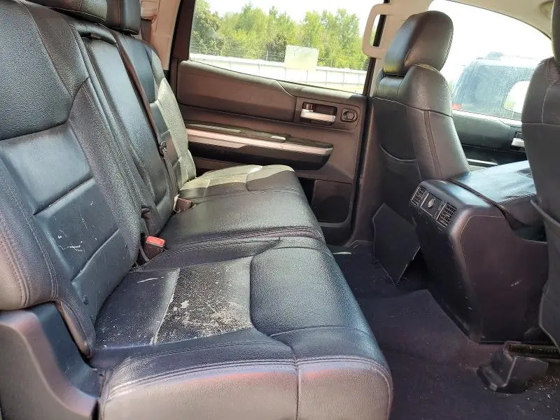 2015 TOYOTA TUNDRA SR5  