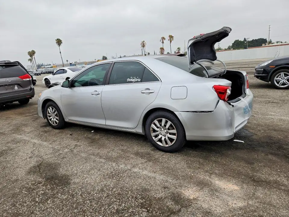 2014 TOYOTA CAMRY LE  