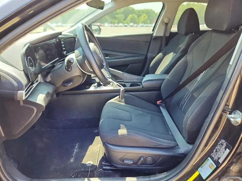 2022 HYUNDAI ELANTRA SEL  
