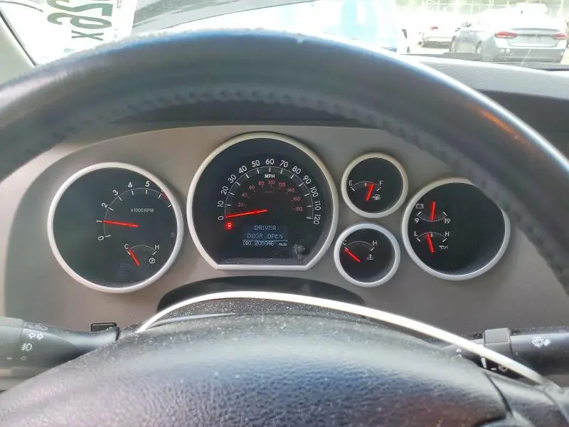 2010 TOYOTA TUNDRA CREWMAX LIMITED  