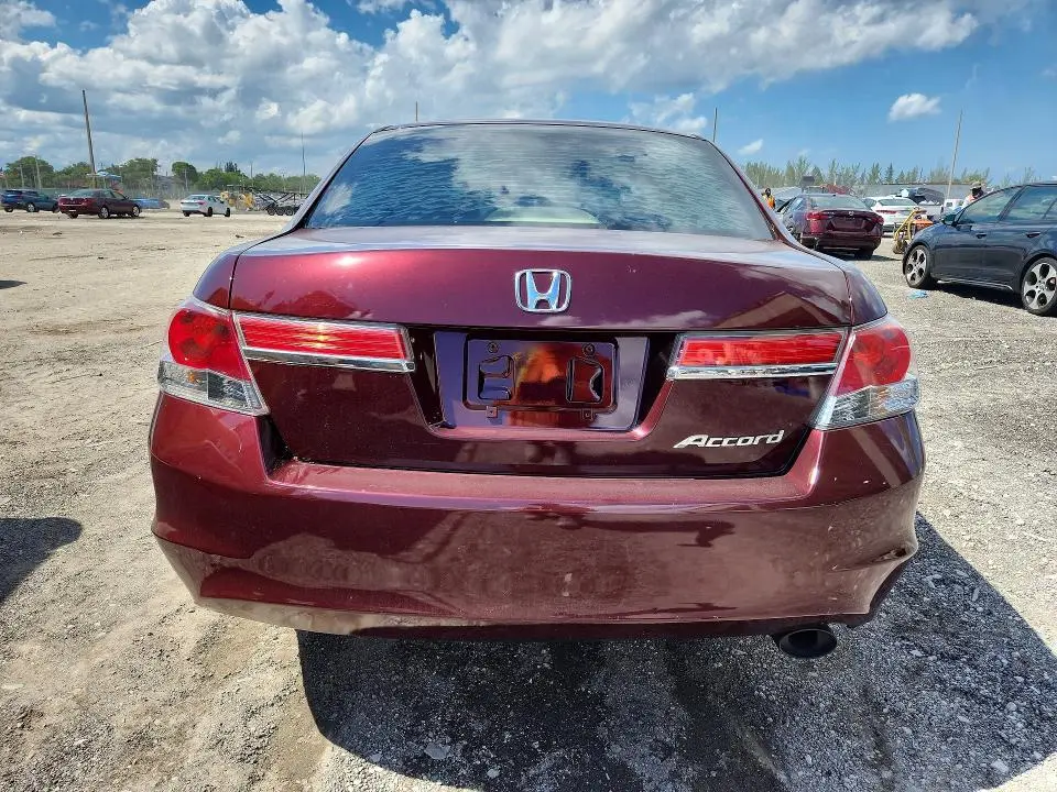 2012 HONDA ACCORD LX  