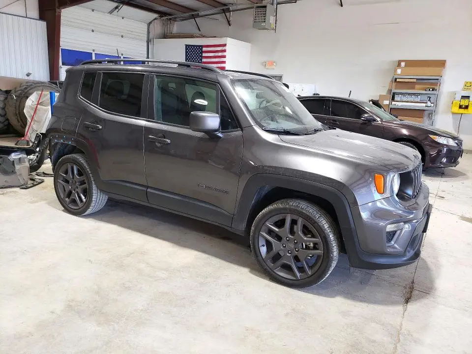 2021 JEEP RENEGADE LATITUDE  