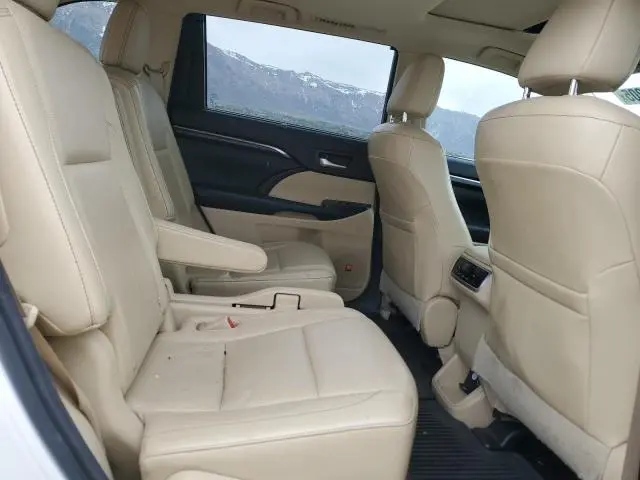 2015 TOYOTA HIGHLANDER LIMITED