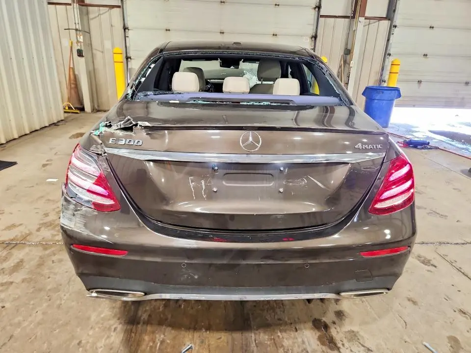 2017 MERCEDES-BENZ E 300 4MATIC  