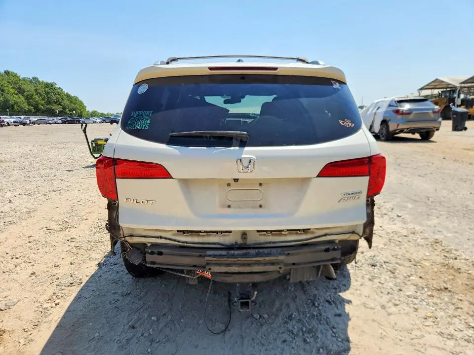 2017 HONDA PILOT TOURING  