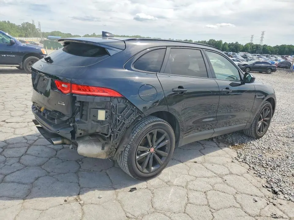2018 JAGUAR F-PACE PRESTIGE  